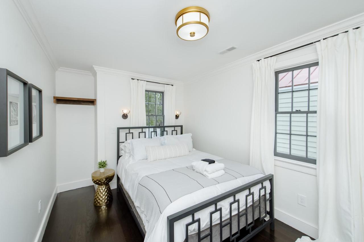 Guesthouse Charleston West 62 And 64 Bagian luar foto